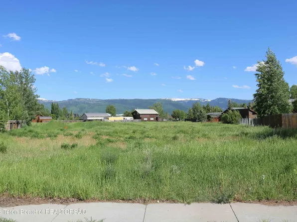 660 Appaloosa Trl, Driggs, ID 83422
