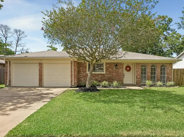 16023 Cavendish Dr, Houston, TX 77059