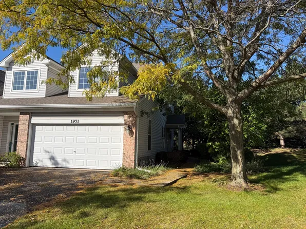 1971 Golden Gate Ln #1971, Naperville, IL 60563