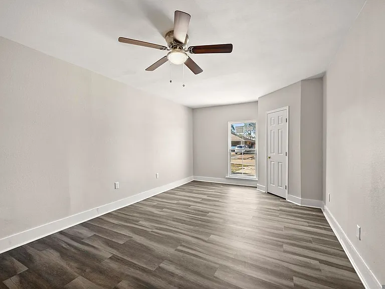9219 Baronne Dr — Photo 3