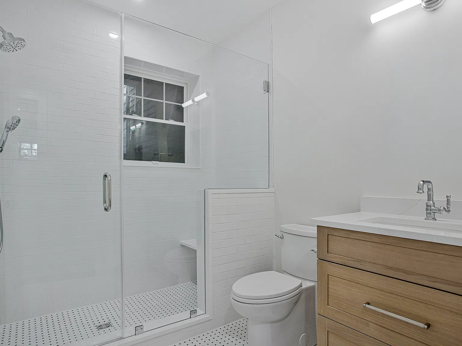 263 Hanover St — Photo 2