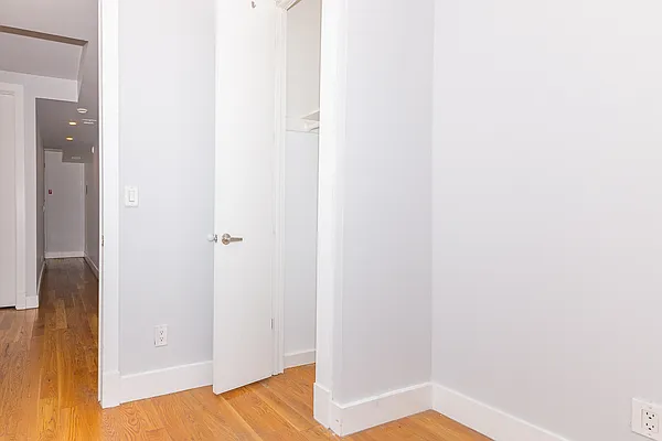 Rented by MySpaceNYC | media 26