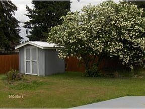 2nd image of 203 Shadow Ln NE