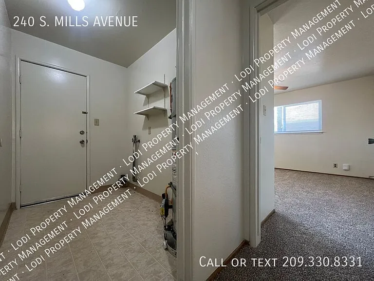 240 S Mills Ave — Photo 7