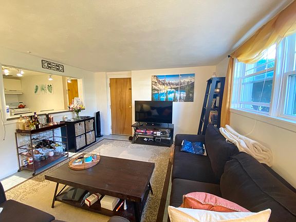 2nd image of 33 Mullin Ave APT 5
