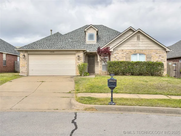 12520 S Birch Ave, Jenks, OK 74037