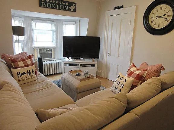 living room, alternate view