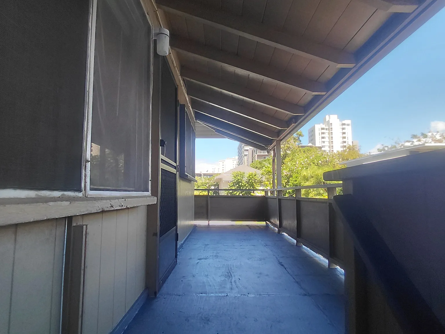 2 bed, 780 sqft, $2,050 — Photo 2