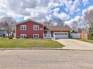 302 Carrow St, Marshall, MN 56258