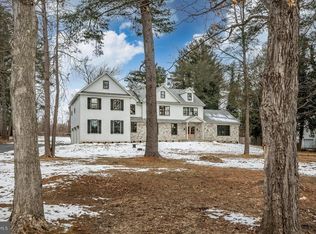 1427 Sugartown Rd, Berwyn, PA 19312