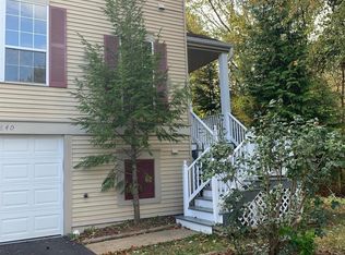 21840 Goldstone Ter, Sterling, VA 20164