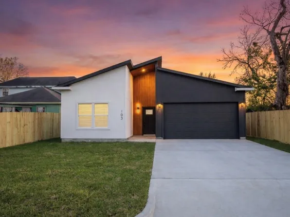 103 E Lobit St, Baytown, TX 77520