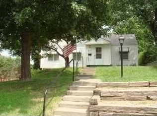 815 W 8th St, Concordia, KS 66901