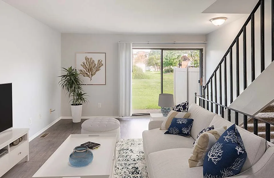 Cityside Apartments and Townhomes
