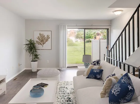 Cityside Apartments and Townhomes, 2716 Macomb St #7e7aa0108, Detroit, MI 48207