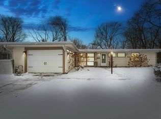 3023 Hilltop Dr, South Bend, IN 46614