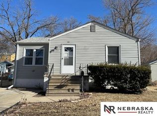 3909 N 55th St, Omaha, NE 68104