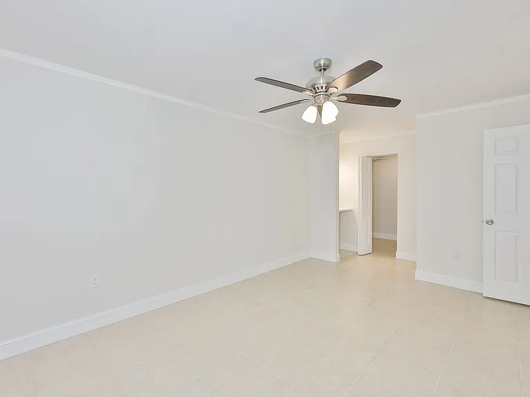 11502 7th Ln N #1401 — Photo 13
