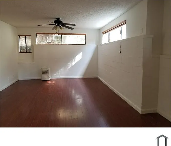 2 bed, 950 sqft, $2,400 — Photo 3