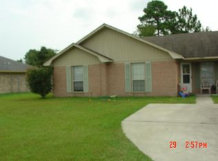 1705 Ashton Dr, Hinesville, GA 31313