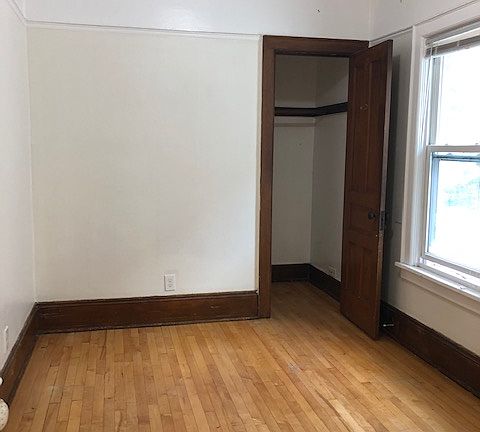 5th image of 2758 N Fratney St #11519418