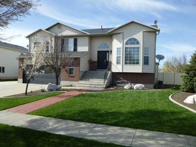 1408 W 2050 S, Woods Cross, UT, 84087