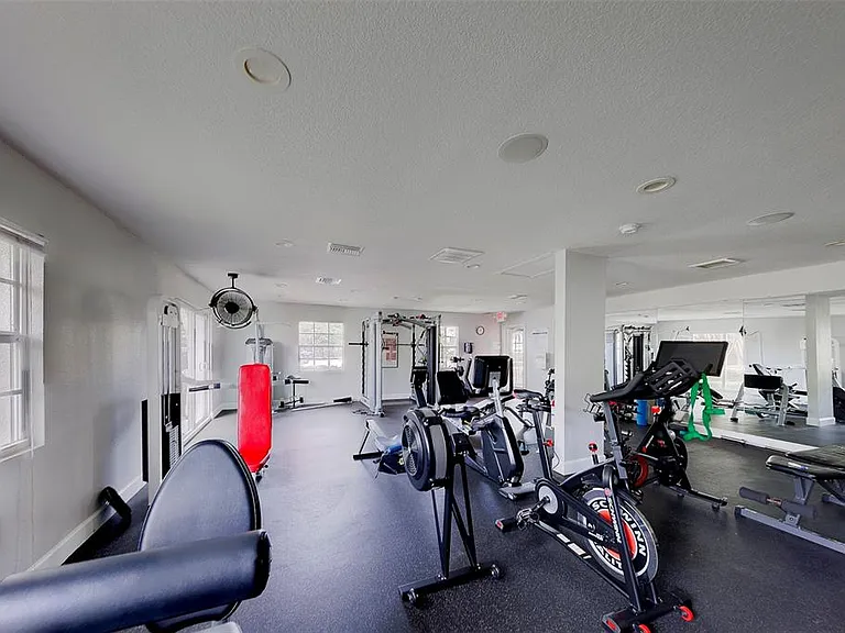 222 Pompano Dr SE #H — Photo 43
