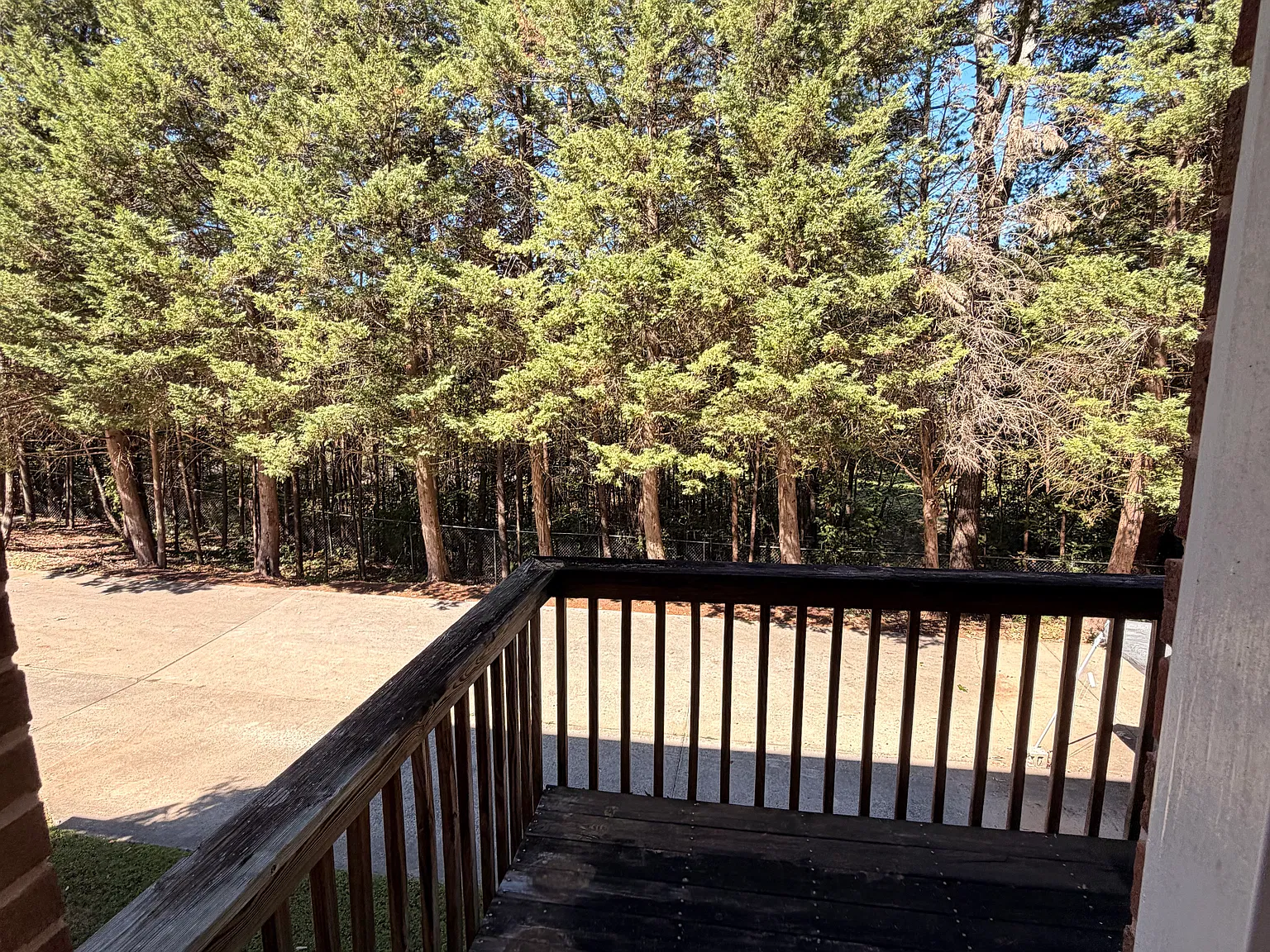 2 bed, 1.5 bath, 1100 sqft, $1,250 — Photo 3