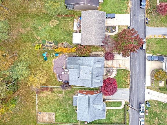 4th image of 1644 Main Blvd