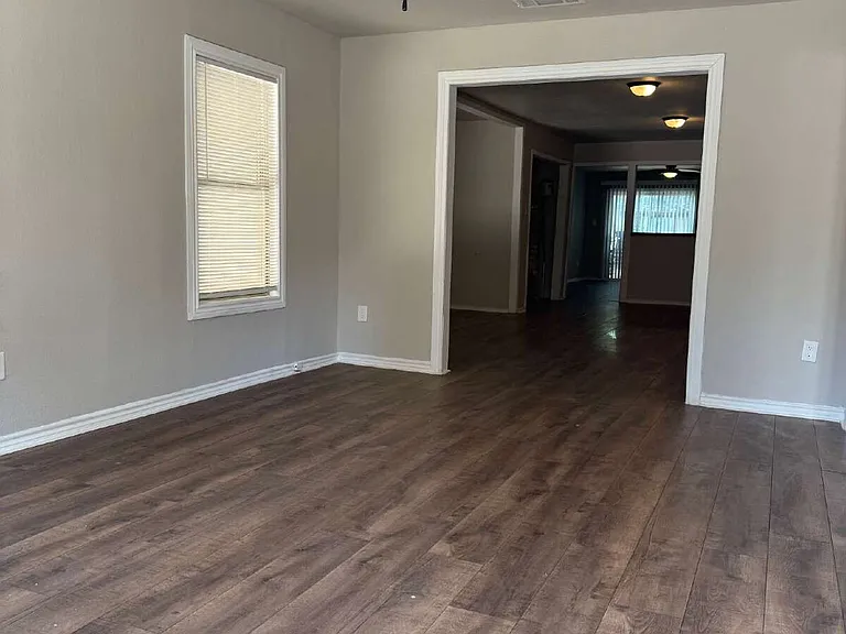 335 Monticello Ct #1 — Photo 5