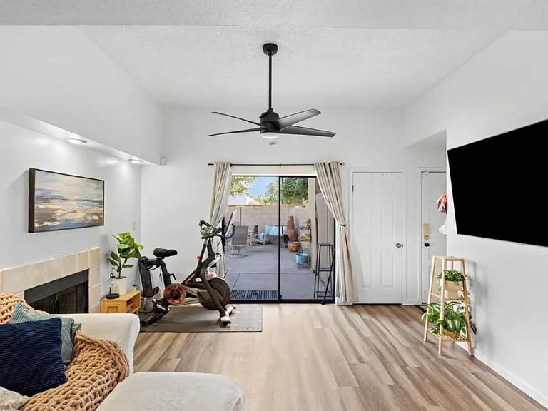 1430 W La Jolla Dr #1430 — Photo 40