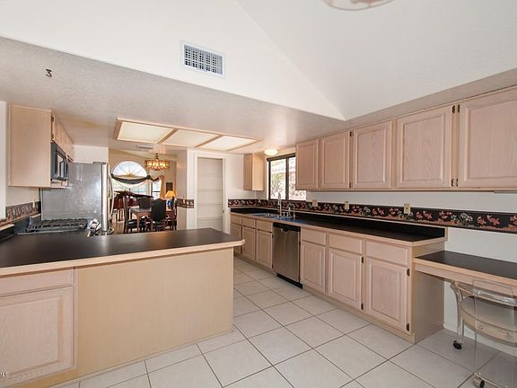 5th image of 12400 N Copper Queen Way