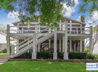 252 Lake Ridge Dr, Seguin, TX 78155