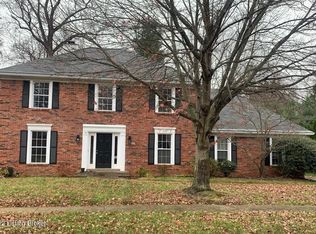 1304 Autumn Ridge Rd, Lyndon, KY 40242