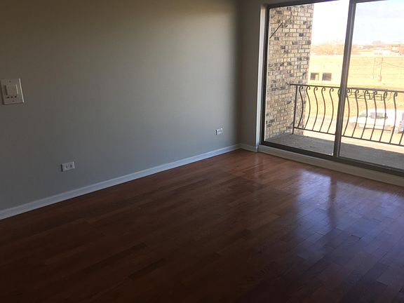5th image of 7171 175th St APT 3A