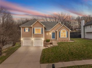 5217 S Powell Ave, Blue Springs, MO 64015