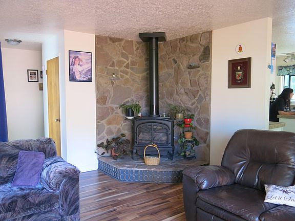 3rd image of 5645 Hacienda Ave