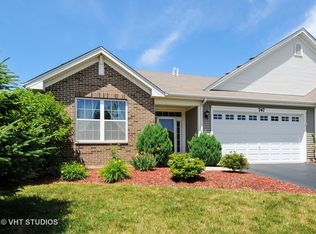 747 Bellevue Cir, Oswego, IL 60543