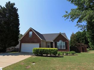 200 Cresthaven Pl, Simpsonville, SC 29681