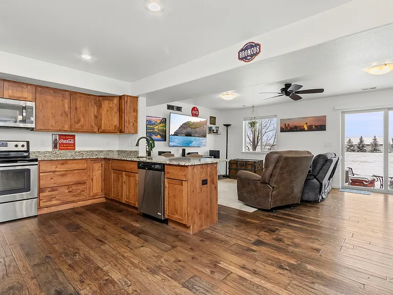 3147 Alybar Dr #7-A — Photo 2