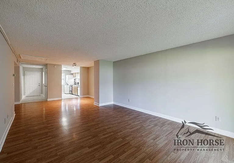 290 Appleby Dr #153 — Photo 9