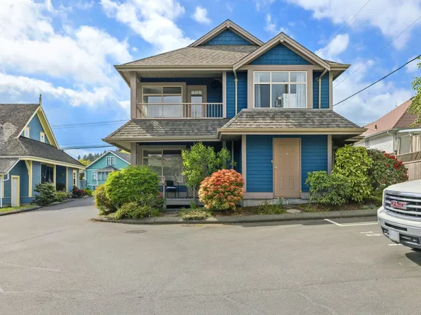 2951 Oak St #202A, North Cowichan, BC V0R 1K1