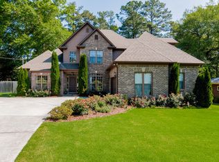 2233 Hawksbury Ln, Hoover, AL 35226