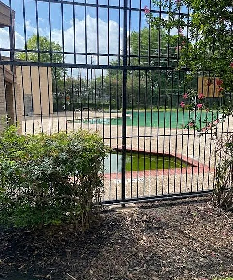 15510 Blake Way St — Photo 27