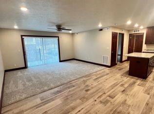 4444 S 27th St #A15, Lincoln, NE 68512