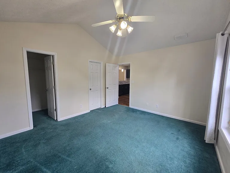 3411 Lainey Ln #C — Photo 12