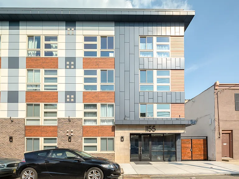 1155 S 15th St — Photo 23