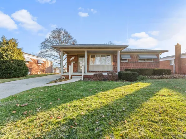 2361 Grange Rd, Trenton, MI 48183