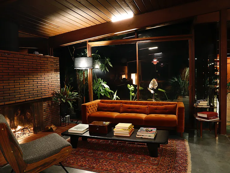 2718 N Beverly Glen Blvd — Photo 9