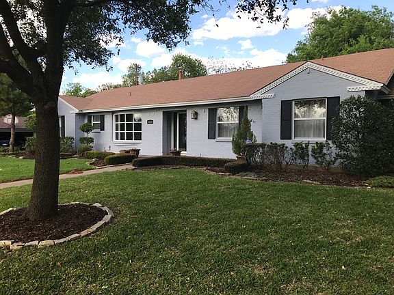 2nd image of 14510 Oakmont Dr